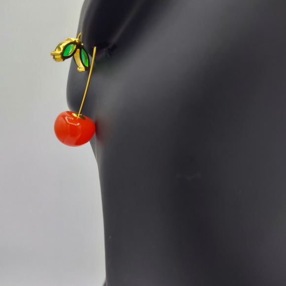 NWT Kate Spade Vibrant Red and Green Cherry Drop Earrings - Picture 3 of 6